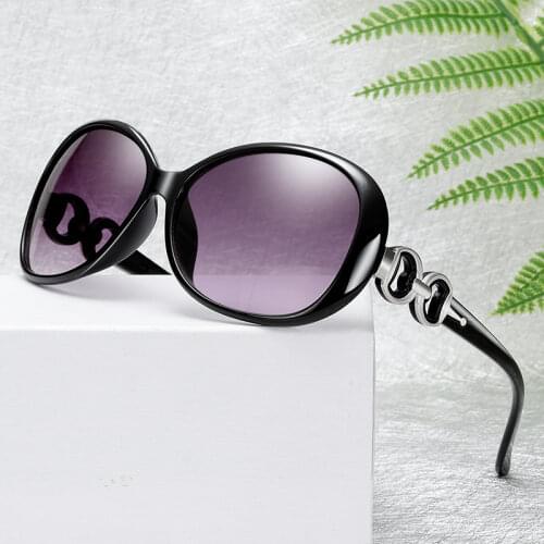2020 NEW Fashion Vintage Round Female Sunglasses Women Brand Designer Feminine Sun Glasses Womens Pixel Glasses