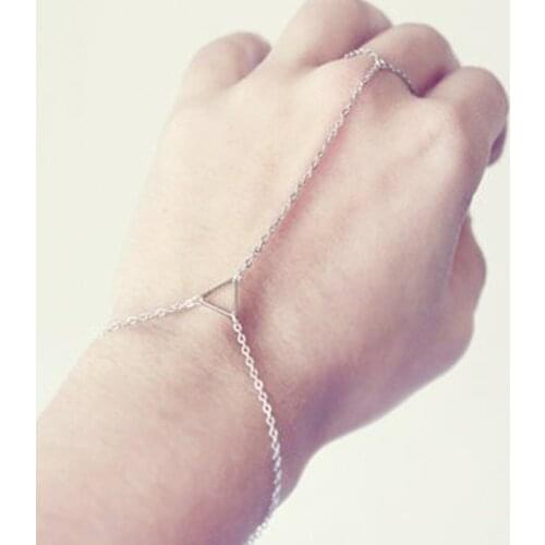 Fashion Hollow Triangle Geometry Connecting Fingers Bracelet for Lovers Couple Braslet Women Men Metal Chain Pendant Braclet