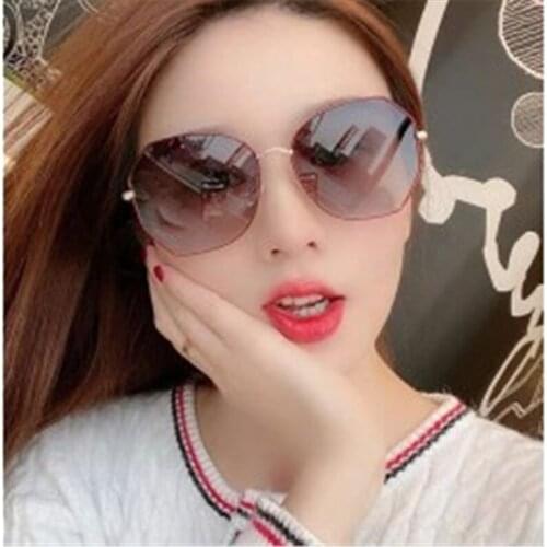 Sunglasses Women Vintage Oversized Glasses Square Shades Metal Frame Womens Sunglasses UV400 Eyewear Ocean Lens Glasses