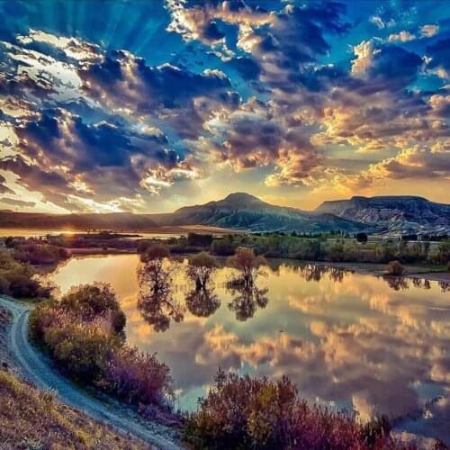 5D DIY Diamond Painting "Beautiful Mountain and Lake" Diamond Embroidery Cross Stitch Needlework Full Drill Home Decoration GT