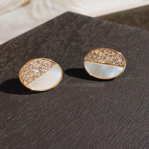 New Trendy Golden Dazzling Natural Round Shell Rhinestone AAA CZ Stud Earrings for Women Anti-allergy Jewelry Party Wedding