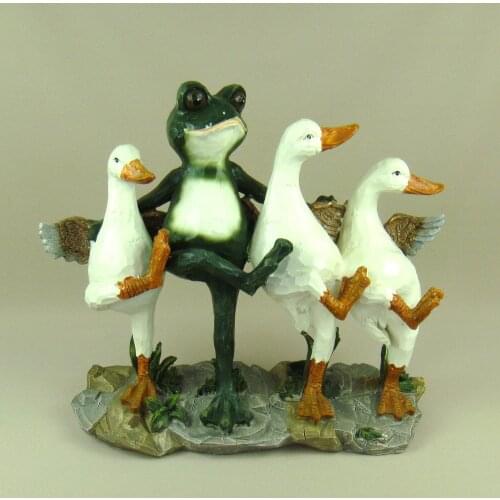 Rustic Style Dancing Frog Statue Handmade Resin Gooses Sculptures Novelty Home Decoration Gift and Craft Ornament Furnishing