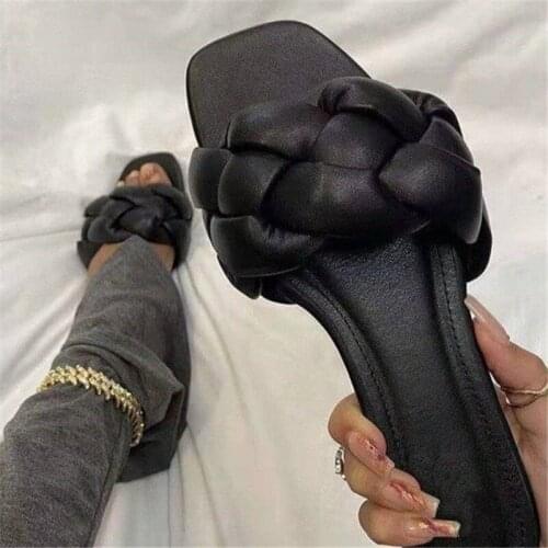 Flip-flops Women Slippers Weave Chain Leather Flat Mules Slippers Women Fashion Casual Shoes Women Runway Half Slippers Mujer