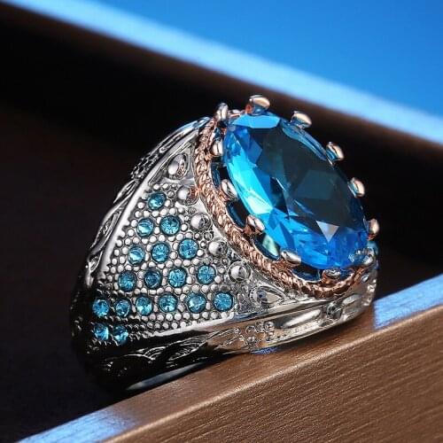 Retro Simple Crystal Ring Luxury Exquisite Elegant Girl Inlay with Blue Zircon Ring Fashion Charm Lady Engagement Ring Jewelry