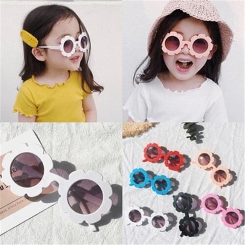 1pc Children Cute Cartoon Flower Heart Sunglasses Kids Outdoor Wear Sunflower Glasses for Boys and Girls Kids Gift