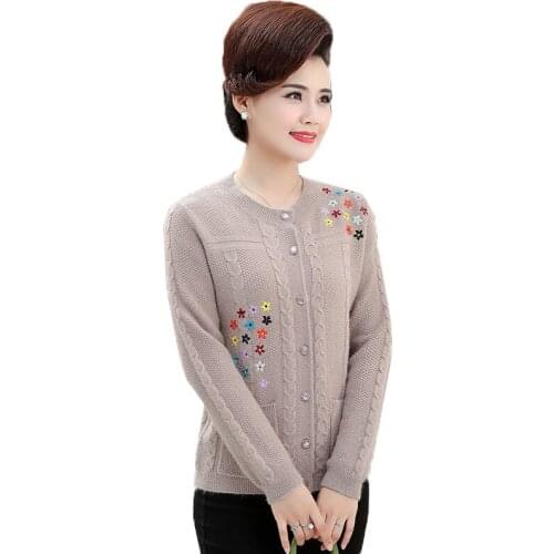 Spring Autumn Womens Knit Cardigan Jacket Embroidered Female All-Match Sweater Outerwear Moms Autumn Winter Casual CoatsA68
