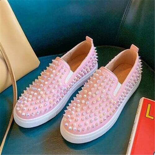 Large size rivet womens shoes 2021 new casual shoes womens fashion breathable sports women bottom platform sneakers loafers