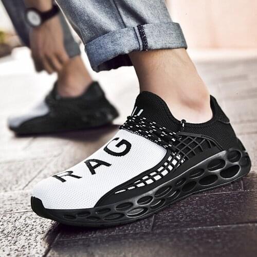 Unisex Breathable Running men Shoes For Man Sport Shoes Four Season Light Weight Sneakers New Mesh Fashion Jogging Shoes 2020