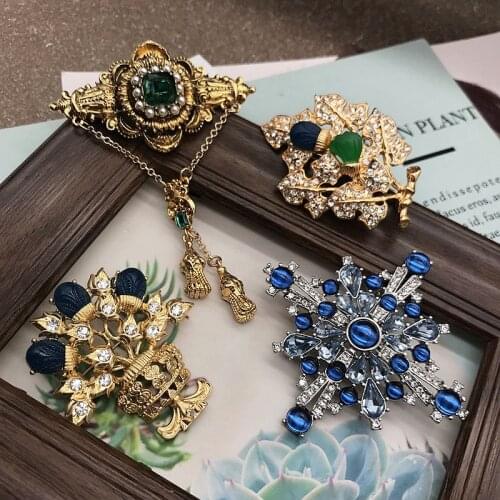 Untique Brooches Vintage Fashion Luxury Women Jewelry Pins Accessories High Quality