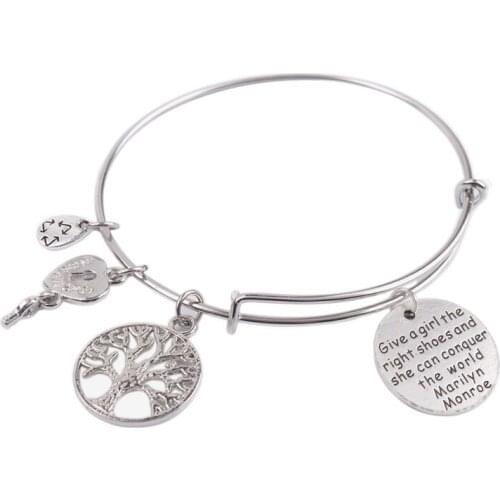 5PCS Expandable Wire Bangle Give a girl the right shoes cute Charm Bracelet #92101