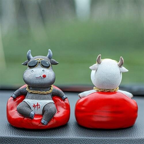 Cartoon Cattle Design Resin Display Mold Car Dashboard Interior Decor Supplies Car Accessories Interior Decoration