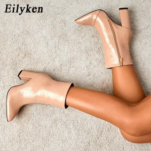 Eilyken 2022 New Serpentine Chelsea Western Cowboy Boots Women Short Cossacks High Heels Cowgirl Booties Ankle Botas