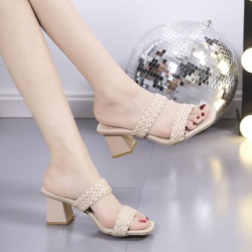 Womens Slippers Summer New Sandals Womens Slippers Thick Heel Womens Slippers Breathable Woven Beach Shoes Summer