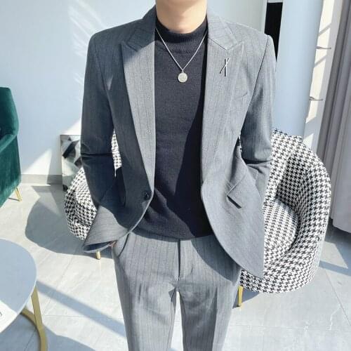 Classic Striped Mens Suit 2 Pieces Business Formal Casual Single Button Suits Office Work Party Prom Suits Party Stage Clothing