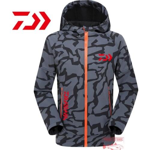 Daiwa Spring Autumn Waterproof Sun Protection Fishing Jacket Warm Fleece Mountaineering Suit Camouflage Outdoor Fishing Clothes