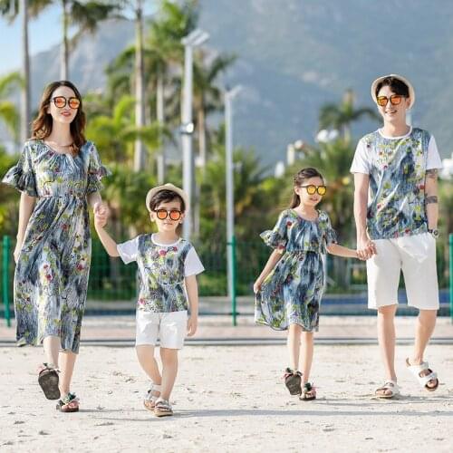 Summer Family Matching Outfits Mom Girls Long Leaves Dresses Dad Son Boys T-Shirt+Shorts 2PCS Sets Vacation Couple Beach Clothes
