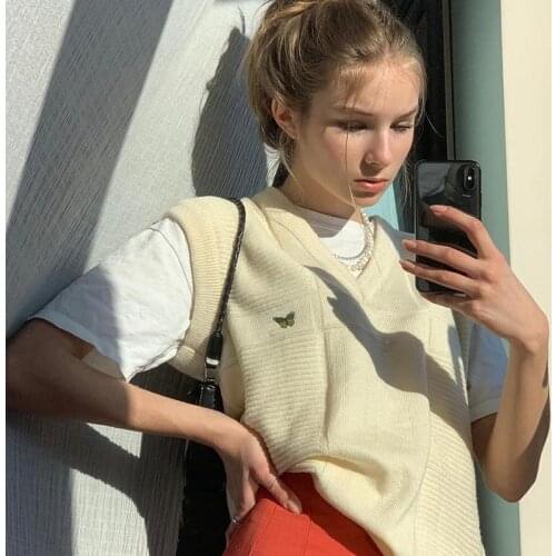 V-neck Knitted Vest Womens Retro Sweater Butterfly Autumn And Winter New Korean Loose Wild Sweater Vest Sleeveless Sweater