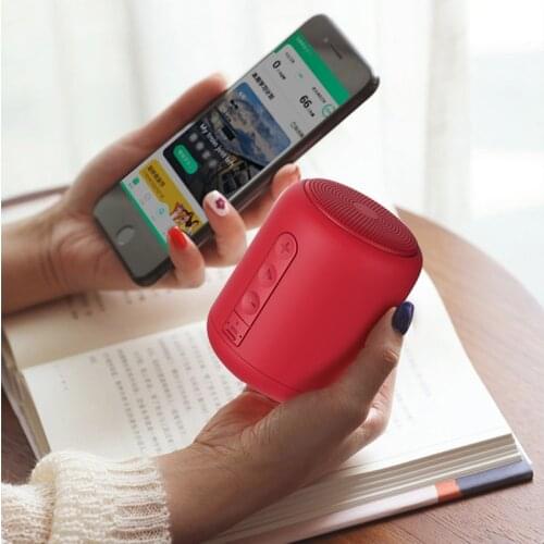 Waterproof Portable Bluetooth Speaker Compact Subwoofer Computer Mobile Phone Connection Radio TF Card MP3/WAV Features Playback
