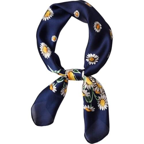 Retro Spring Womens Silk Scarf Square Hijab Design Leopard Print Luxury Bandanas Foulard Female Hair Ribbon Pashmina Neck Wraps
