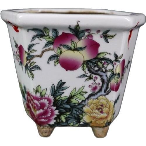 The six square flowerpots are folk collection, home decoration and flower ornaments