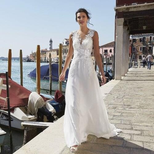 2021 Simple Design Bohemian Beach Boho Deep V Neck Sleeveless Lace Chiffon Wedding Dress Vestidos De Fiesta