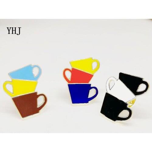 2018 new accessories factory direct sale glaze female creativity three coffee cup Brooch