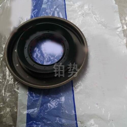 Car rear axle differential front oil seal 2017-Che vro let Cam aro half shaft oil seal crankshaft rear oil seal shaft seal ring