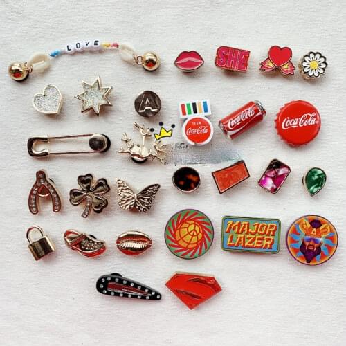 Geniune Cute Shoe Charms Accessories Cartoon Metal 3D Pattern Wishbone Shoes Buckle Decorations for Sandals Charms Kids Gift