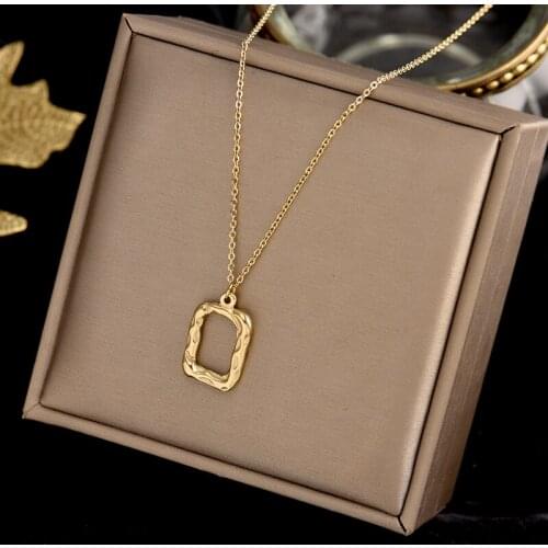 316L stainless steel fadeless new fashion light luxury INS cold wind necklace hollow geometric square pendant collarbone chain