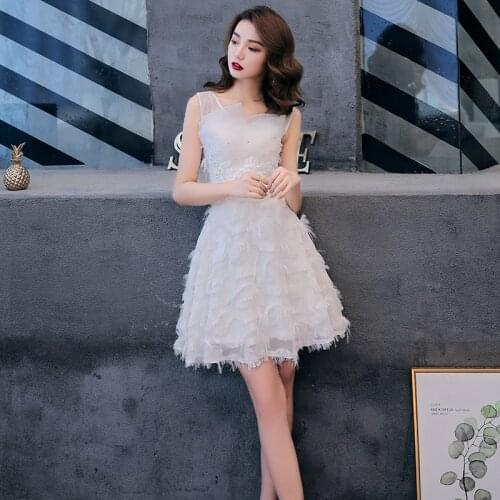 Bridesmaids Dresses Illusion V-Neck Sleeveless Pleat Appliques Crystal Embroidery Tulle Lace A-Line Lady Wedding Party Gown E749