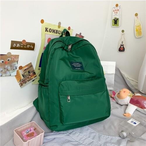 Women Fashion Simple Rivet Backpack Nylon College Wind Backpack for Teenage Girls Female School Bag Bagpack Womens Daypack