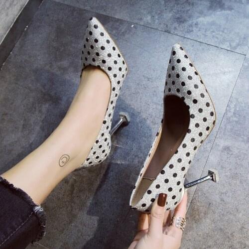 New Spring Women Pumps Heels Pointed Toe Wave Point Sexy Bling Bridal Wedding Women Shoes Black White High Heels W32-40