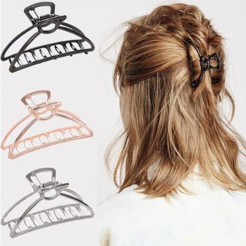 Richkeda store Women Girls Geometric Hair Claw Clamps Metal Hair Crab Moon Shape Hair Claw Clip Solid Color Hairpin Large Size