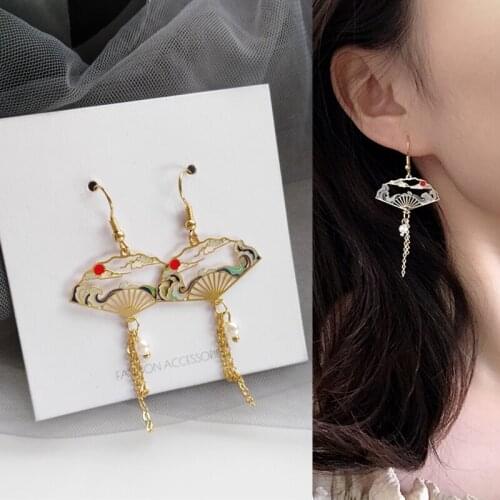 Vintage Hollow Cloud Fan Metal Chain Tassel Pendant Drop Earrings for Women Girls Teens Chinese Fashion Earrings 2021 Trend New
