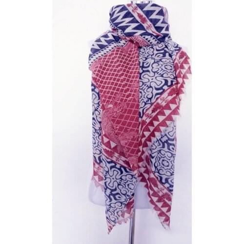 Hot bandana new fashion winter Scarf women scarves Printed Wraps Winter autumn ladies long shawl Luxury Brand Sscarf
