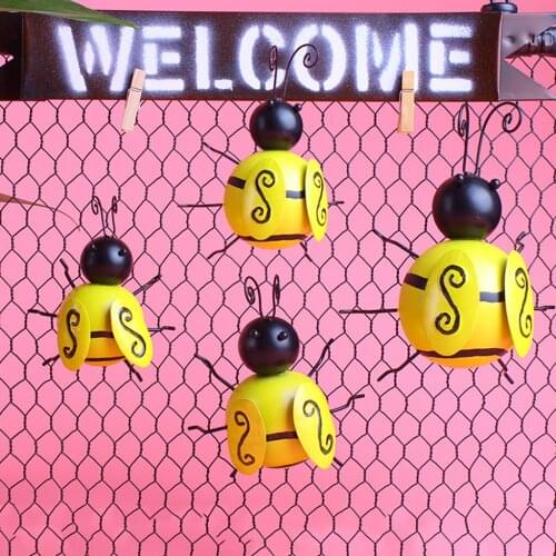 4Pcs Metal Bee Home Wall Art Decor Outdoor Garden Yard Art Wall Statue Sculpture Gift Decorative Backyard Porch Patio Lawn
