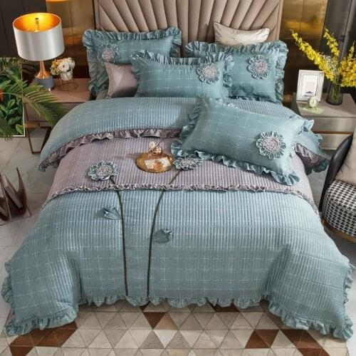 Chic Ruffle with Handmade flowers Bedspread quilt cover Zipper closure 100%Cotton soft Quilted Duvet Cover Set 4pcs full queen