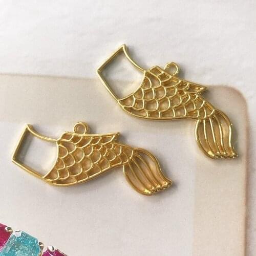 5 pcs/lot Carp tail Metal Frame Pendant Gold Charm Bezel Setting Cabochon Setting UV Resin Charm