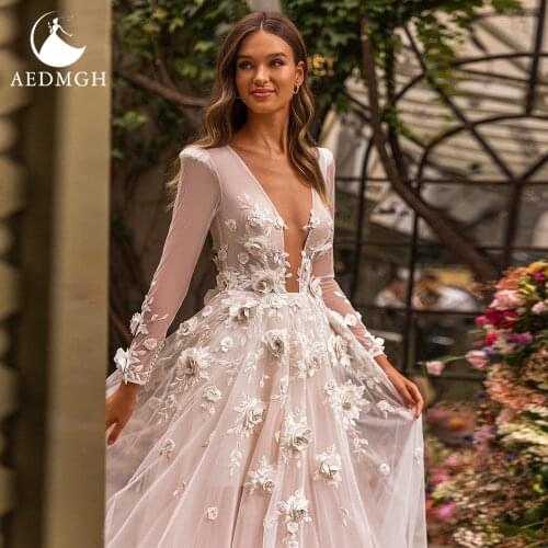 Aedmgh A-Line Beach Wedding Dresses 2021 V-Neck Long Sleeve Illusion Bride Dress Gorgeous Appliques Boho Romantic Bridal Gowns