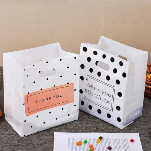 50pcs/lot Cake Bread Bag Polka Dot Fashion Plastic Bag With Handle Food Packaging Gift Bag Thank You Plastic Bags