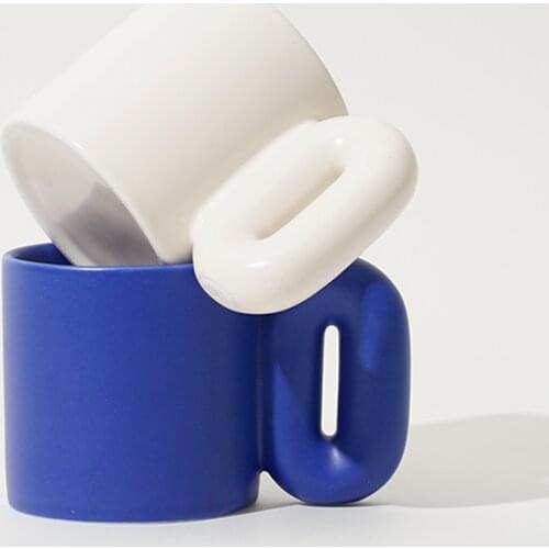 Nordic Style Original Ingenuity Coffee Cup Family Office Decoration Ornaments Three Dimensional Water Mug Friends Ceramics Gifts