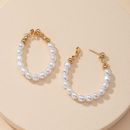 New Retro Imitation Pearls Hoop Earring Gold Color Dangle Earrings Round Design Earrings For Women Fashion Jewelry