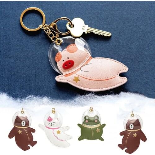 JIANWU Space Animal Astronaut Keychain Creative Personality Cat Pig Pendant Leather Cute Couple Gift Kawaii Key Hanging