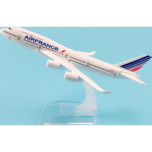 Size 1:400 plane model B747 Air France aircraft B747 Metal simulation airplane model for kid toys Christmas gift