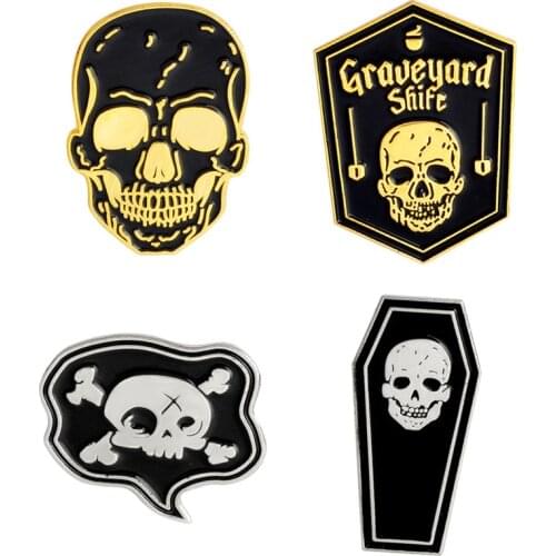 Skull Badges Pins Enamel Brooches For Women Gothic Style Anime Pin Enamel Badges Brooch For Clothes Metal Pins Mens Brooches