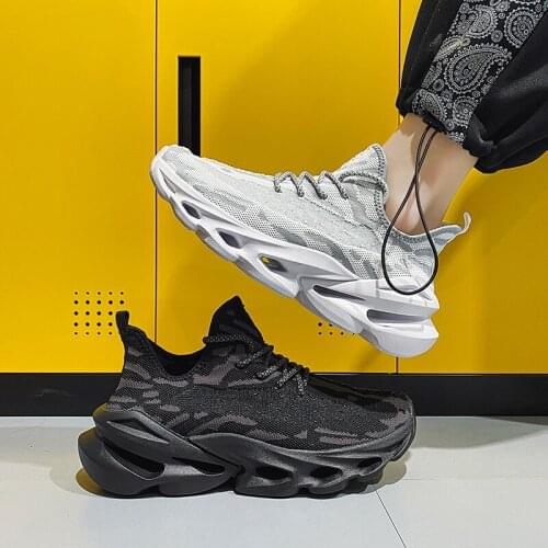 2021 Breathable Men Running Shoes Flame Man Sport Shoes Blade Mens Autumn Sneakers Light Male Fashionable Sports Shoes 39-44