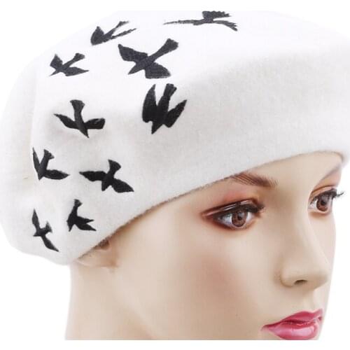 Autumn Winter Fashion Elegant Women Berets Elegant Women Wool Embroidered Beret Fashion Flat Cap Artist Painter hats Berets