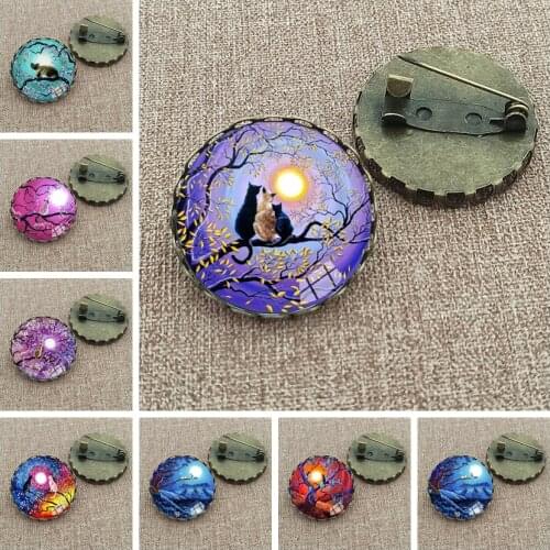 New Style Cat Under Night Sky Brooch Pin Animal Photo Glass Cabochon Brooches Cartoon Painting Pins Gifts Women
