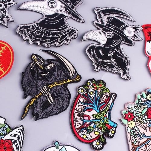 Plague Doctor Beak Face Patches For Clothing Iron On Embroidered Patches For Clothes Stickers Punk Skull Patch For DIY T-shirt
