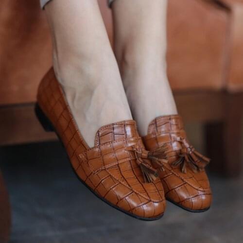 Loretta Beige Tan Black Crocodile Loafers Comfort Oxford Shoes For Women Shoes Women Loafers Moccasins